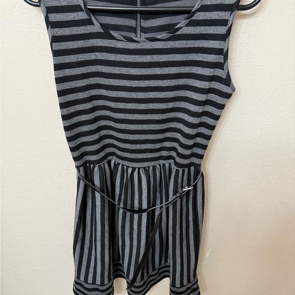 Bebop Stylish Black and Gray Striped Dress, very Zooey Deschanel Y2K stretchy